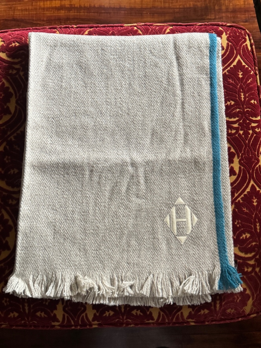 Hermes Yak Toit du Monde Stole Cashmere Scarf